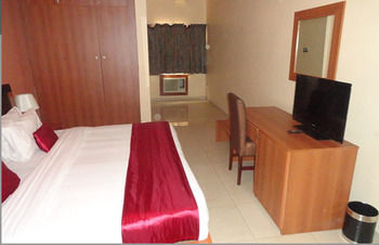 Grand Ibro Hotel Annex Ankuru Exteriör bild